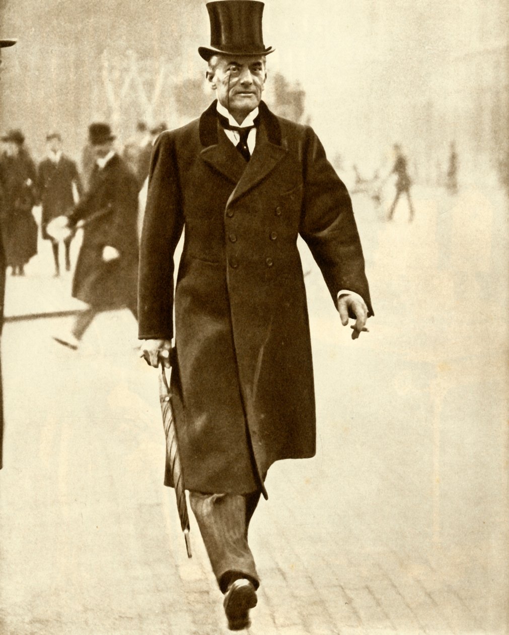 Sir Austen Chamberlain, 1921, 1935. by Unbekannt