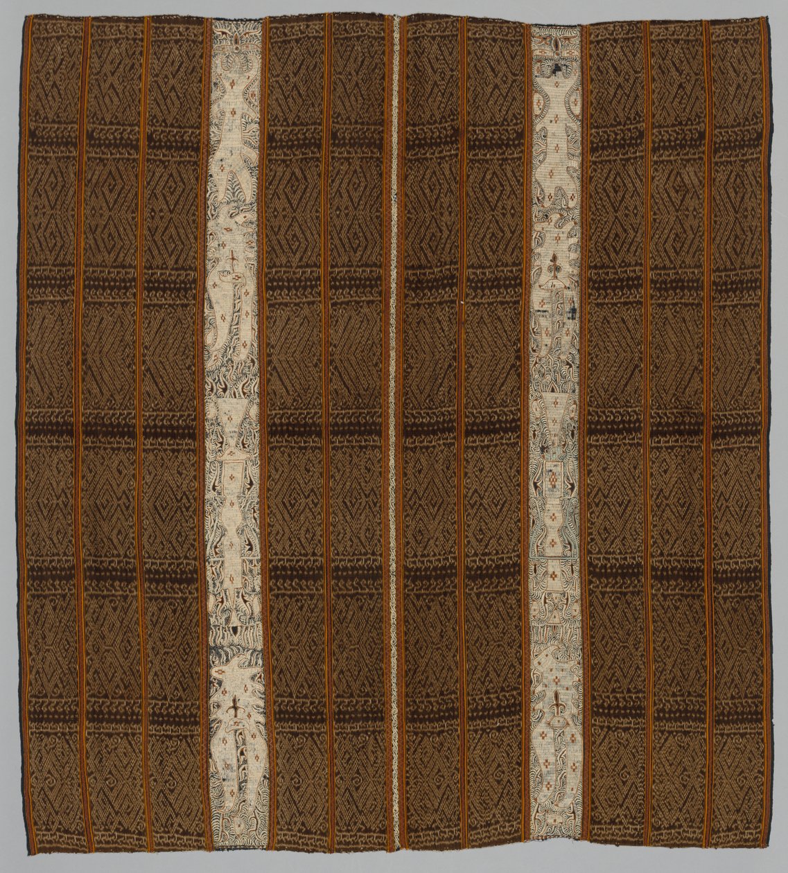 Tapis Giysisi, 1800