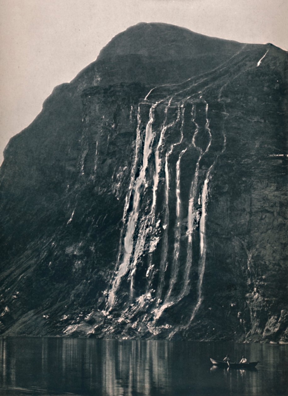 Yedi Kızkardeş, 1914. by Unbekannt
