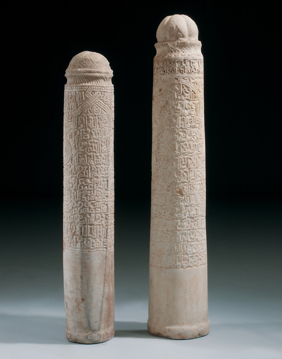 Fatımi sütunlu mezar taşları, c.11. yüzyıl by Unbekannt