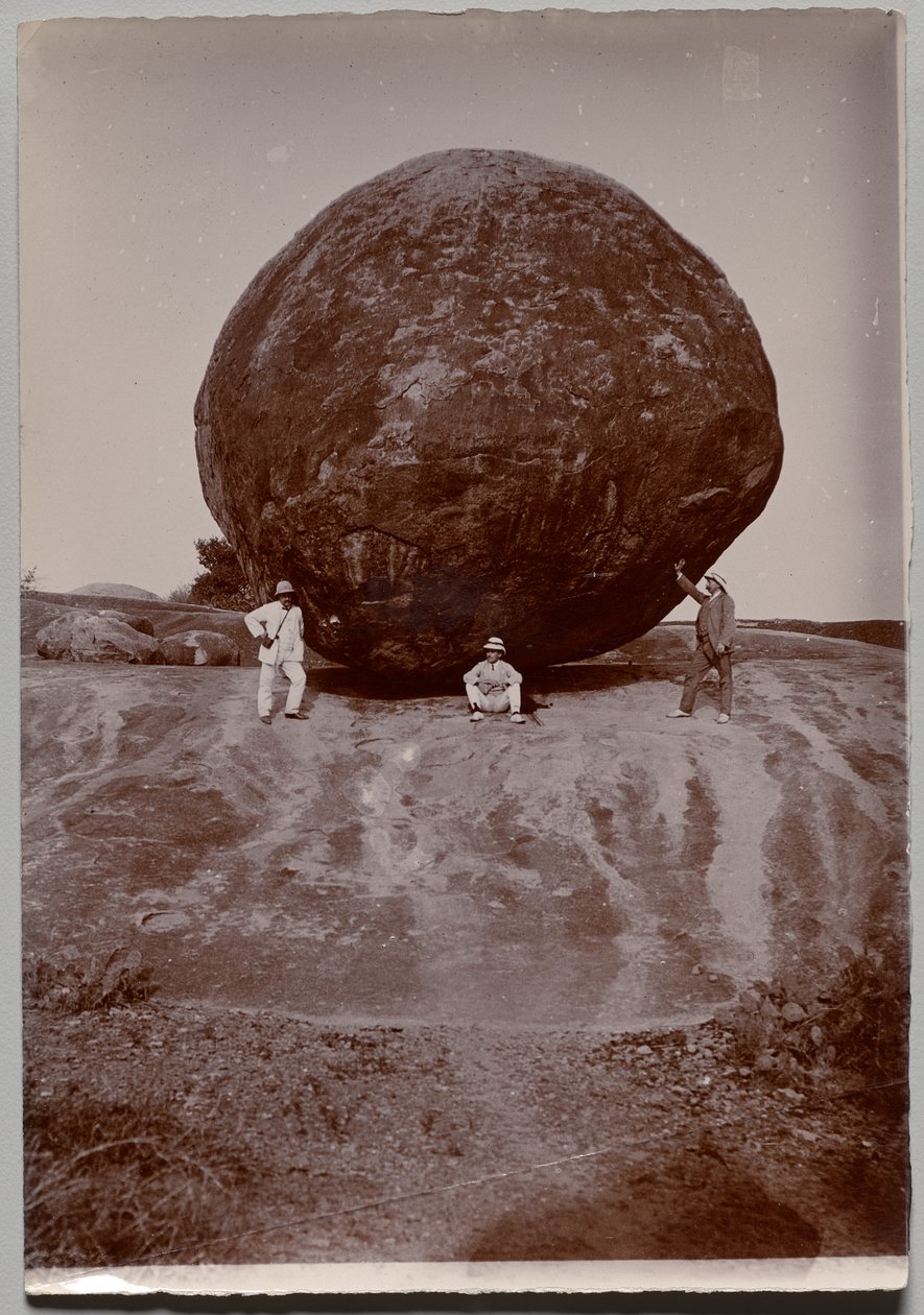 Krishna'nın Tereyağı Topu, Mahabalipuram by Unidentified Photographer