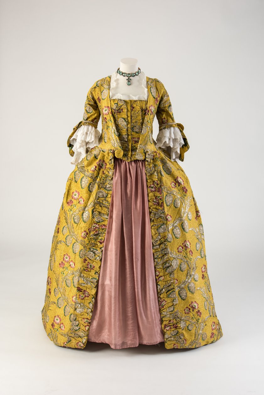 Sarı ve altın dokuma ipek elbise à la française, 1760