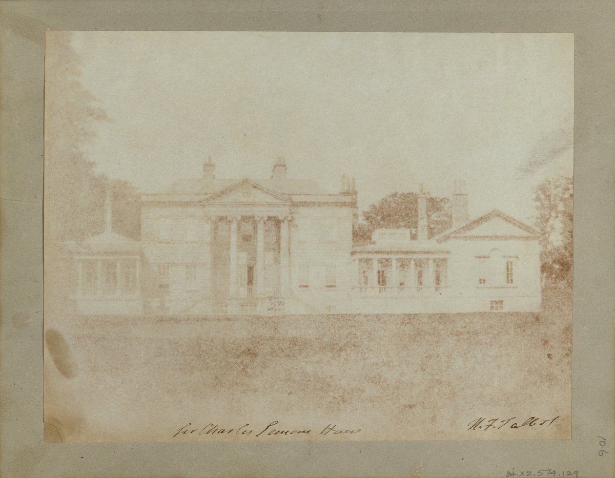 Truro, Cornwall yakınlarındaki Carclew Evi. by William Henry Fox Talbot