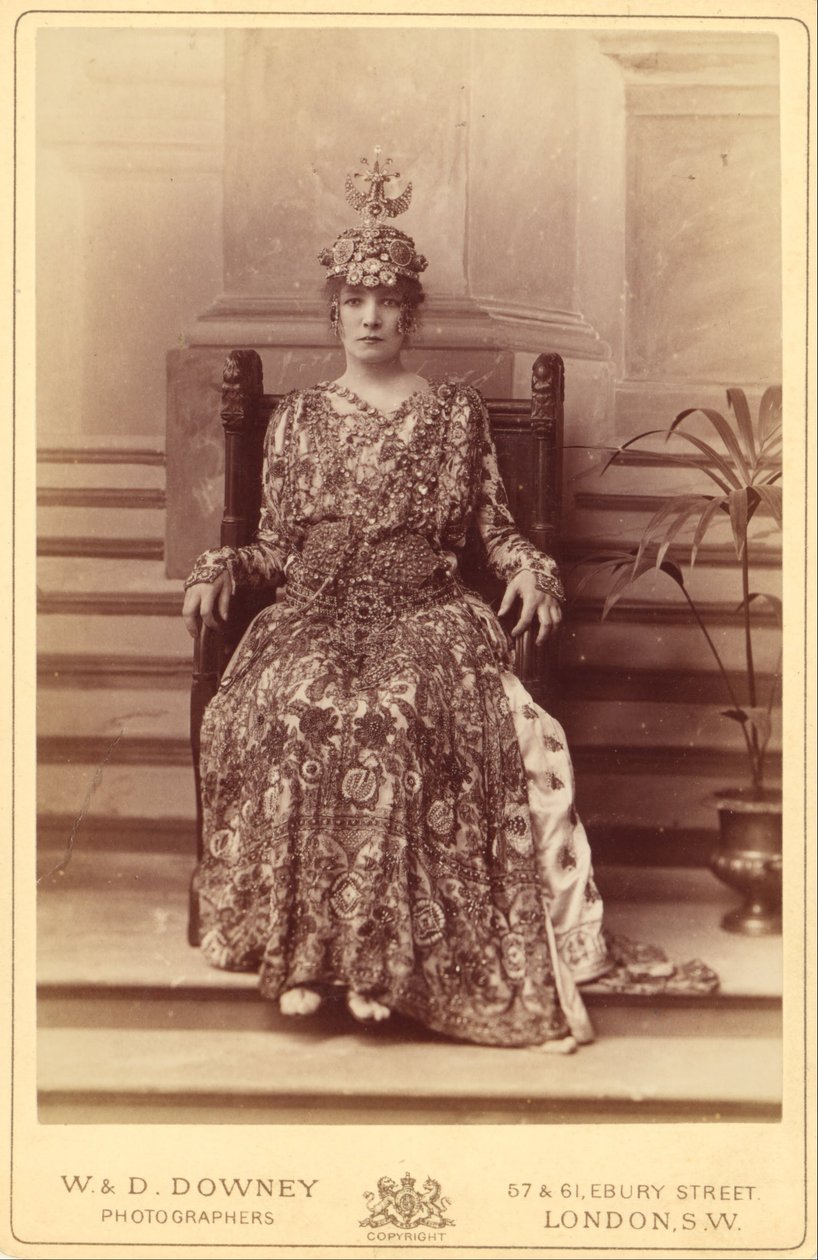 Sarah Bernhardt, Sardous Theodora