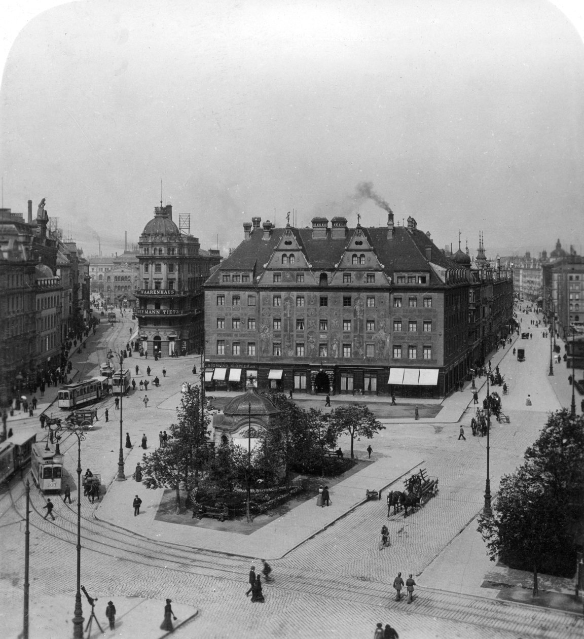 Karlsplatz, Münih, Almanya, 1900