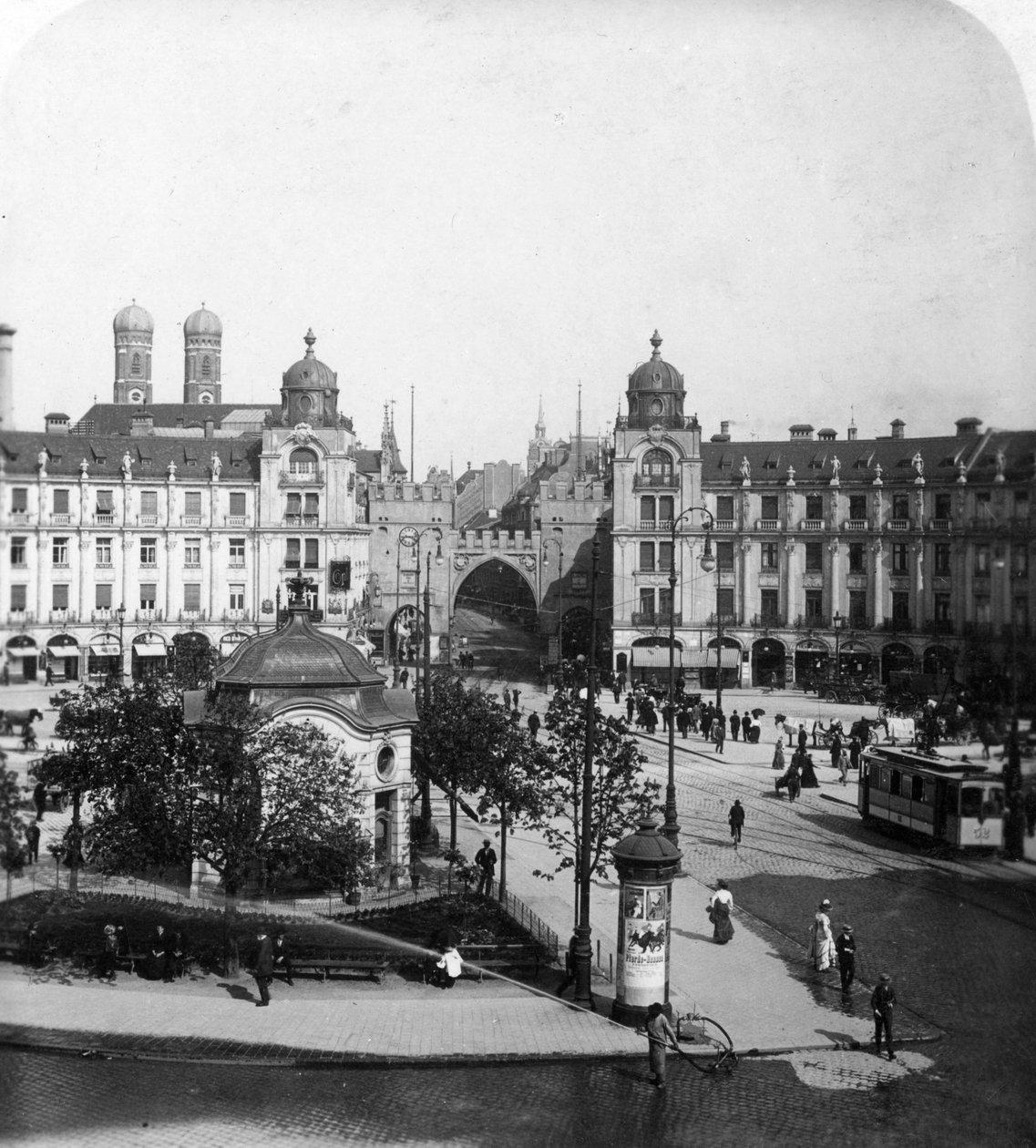 Karlsplatz, Münih, Almanya, 1900