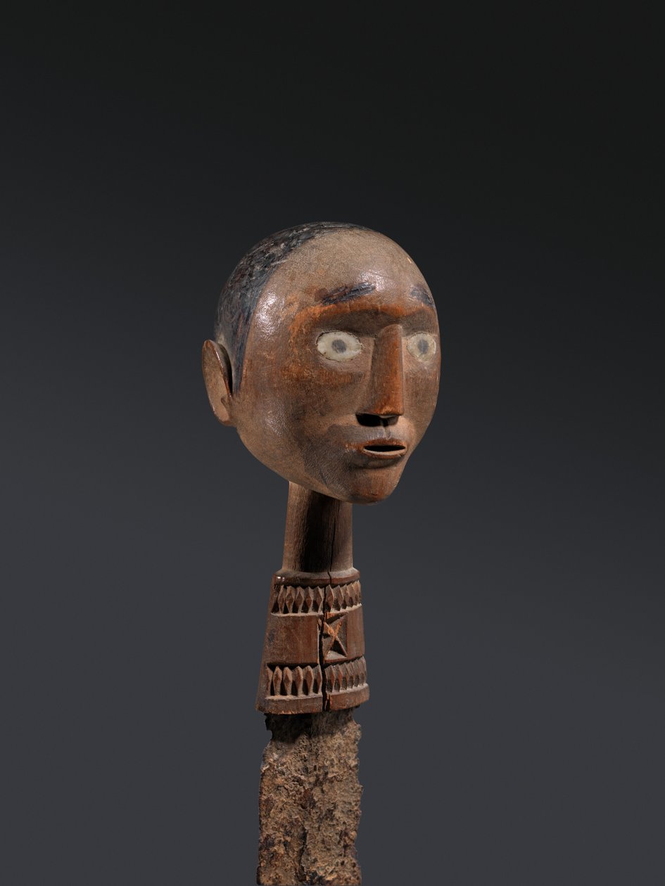 Bıçak (çelik ve ahşap) by Zimbabwean