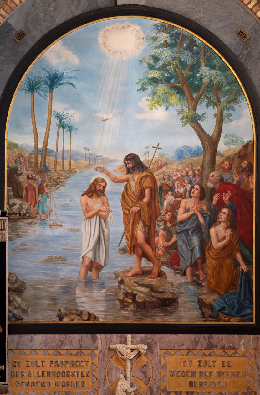 Parish kilisesi (Bizim Leydi Bölge Kilisesi). by . .