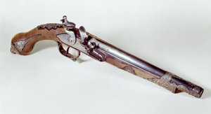 Abdülkadir'e (1808-83) ait tabanca (metal)