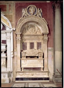 Leonardo Bruni'nin Mezarı (1369-144) 1446-50 (mermer)