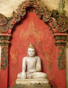 Meditasyonda Oturan Buda (kaymaktaşı)