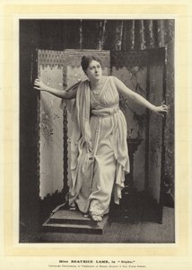 Bayan Beatrice Lamb, Niobe