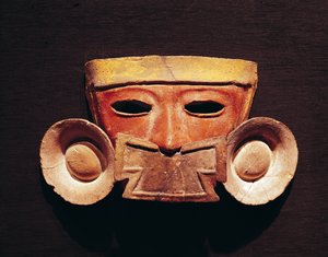 Teotihuacan'dan insan maskesi (boyalı taş)
