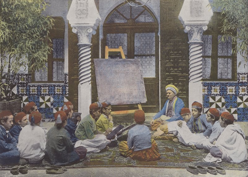 Arap Okulu (renkli fotoğraf) by (after) French Photographer