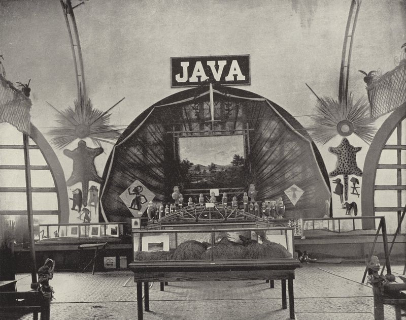 Javas İlginç Sergi by American Photographer