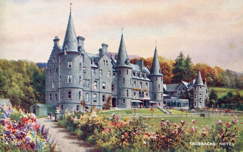 Trossachs Oteli by English School
