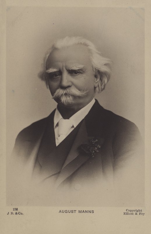 August Manns, Almanya doğumlu İngiliz şef by English Photographer