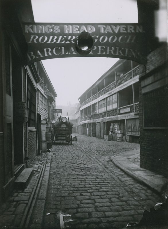 Kings Head, Southwark by English Photographer