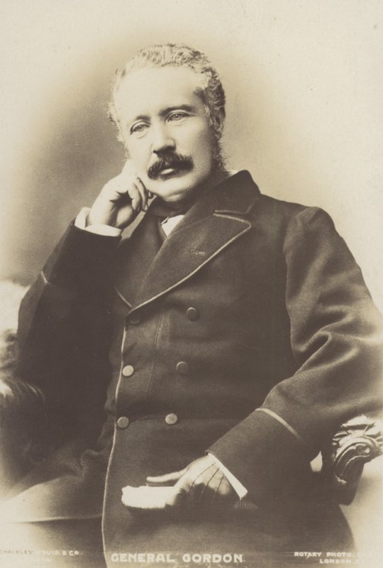 Tümgeneral Charles George Gordon, by English Photographer