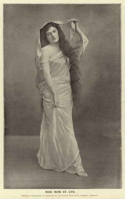 Bayan Mimi Aziz Cyr by English Photographer