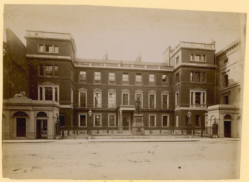 Pall Alışveriş Merkezi, Londra by English Photographer