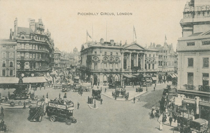 Piccadilly Sirki, Londra by English Photographer