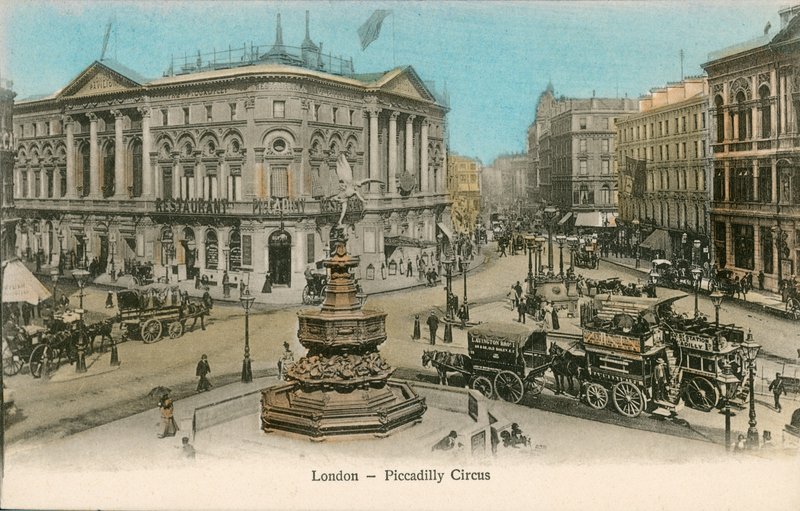 Piccadilly Sirki, Londra by English Photographer