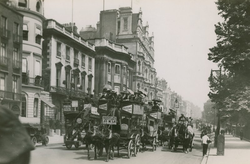 Piccadilly, Londra by English Photographer