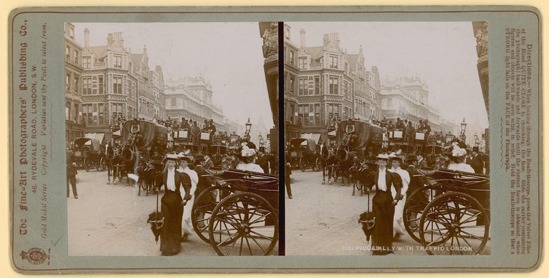 Piccadilly, Londra by English Photographer