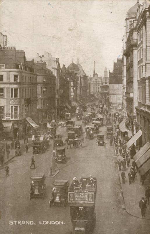 Strand, Londra by English Photographer