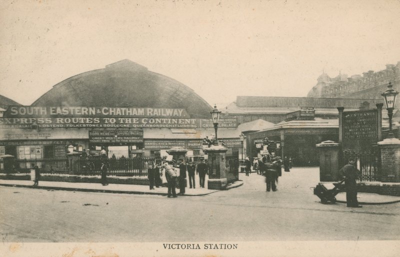 Victoria İstasyonu, Londra by English Photographer
