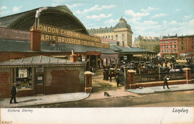 Victoria İstasyonu, Londra by English Photographer