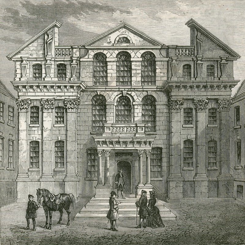 Monmouth Evi, Soho Meydanı by English School