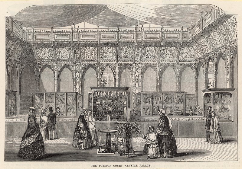 Yabancı Mahkemesi, Crystal Palace by English School