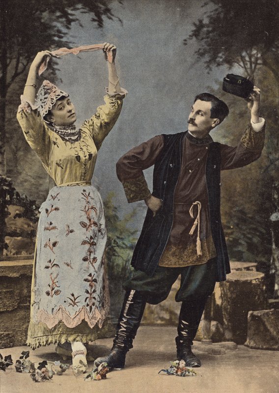 Rus dansı by European Photographer