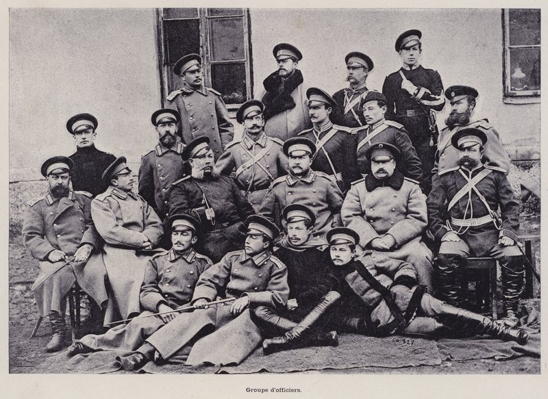 Rus Ordusu: Subaylar grubu (s/b fotoğraf) by French Photographer