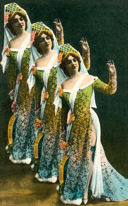 üç güzellik by French Photographer