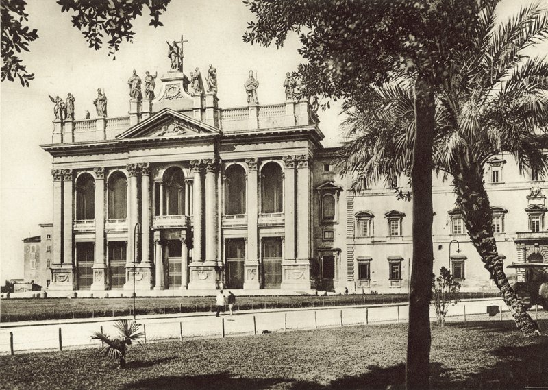 S John Lateranus Bazilikası by Italian Photographer