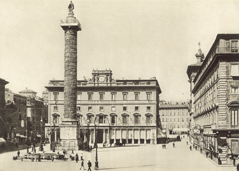 Colonna Meydanı by Italian Photographer