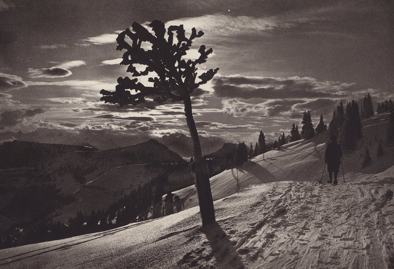 Rigi Kaltbad, kışın mehtaplı gece (s/b fotoğraf) by Jean Gaberell