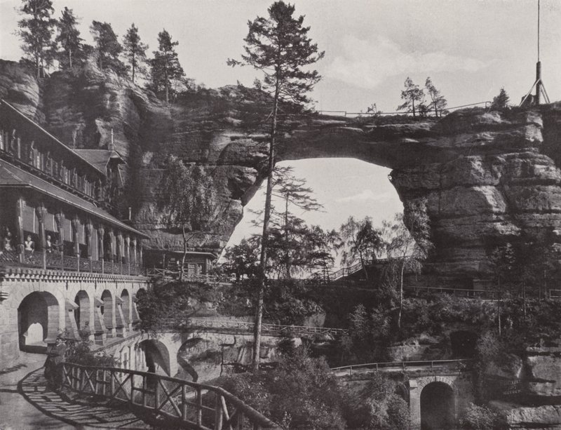 Prebischtor ve Otel (s/b fotoğraf) by Photographer German